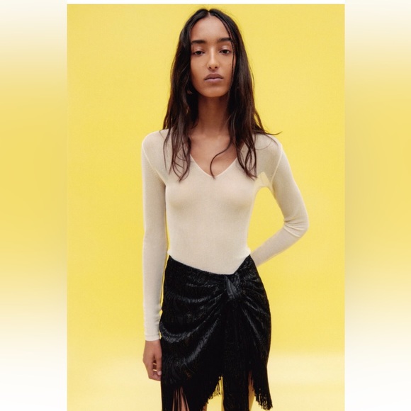 NWT Zara Printed Wrap Skirt with fringe - Picture 2 of 7